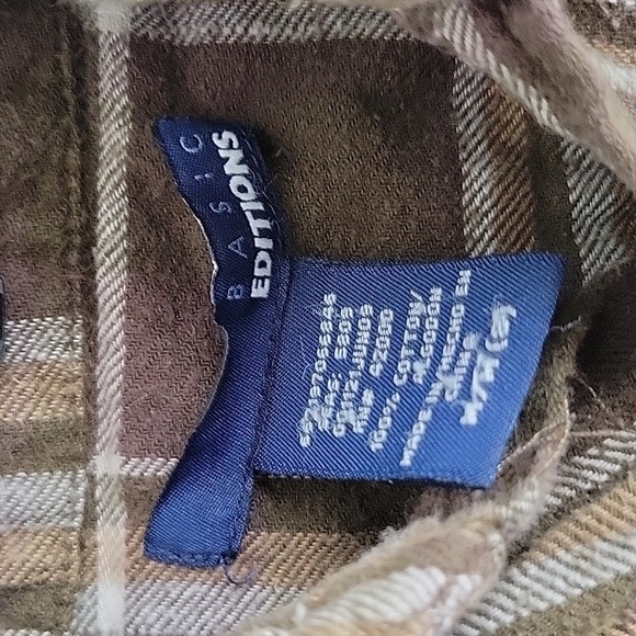 Basic Editions Boy's Button Up Long Sleeve Shirt - Picture 5 of 10